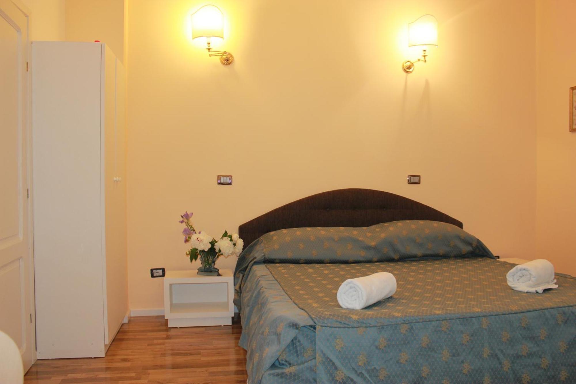 Vila Flavia B&B 콘스탄차 객실 사진