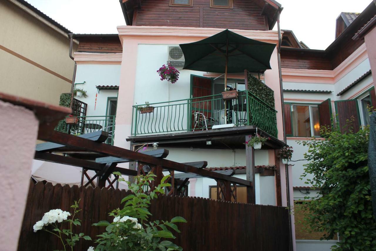 Vila Flavia B&B 콘스탄차 외부 사진