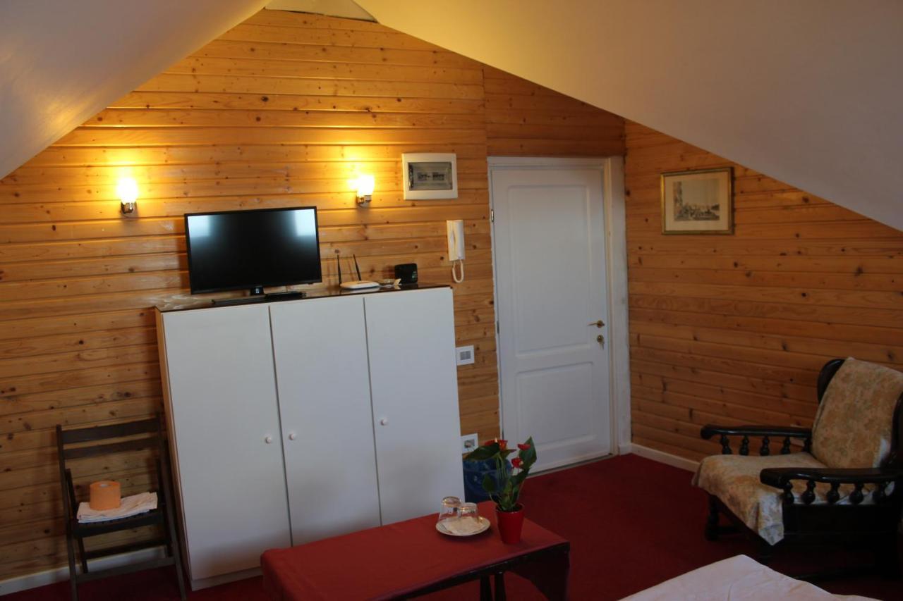 Vila Flavia B&B 콘스탄차 외부 사진