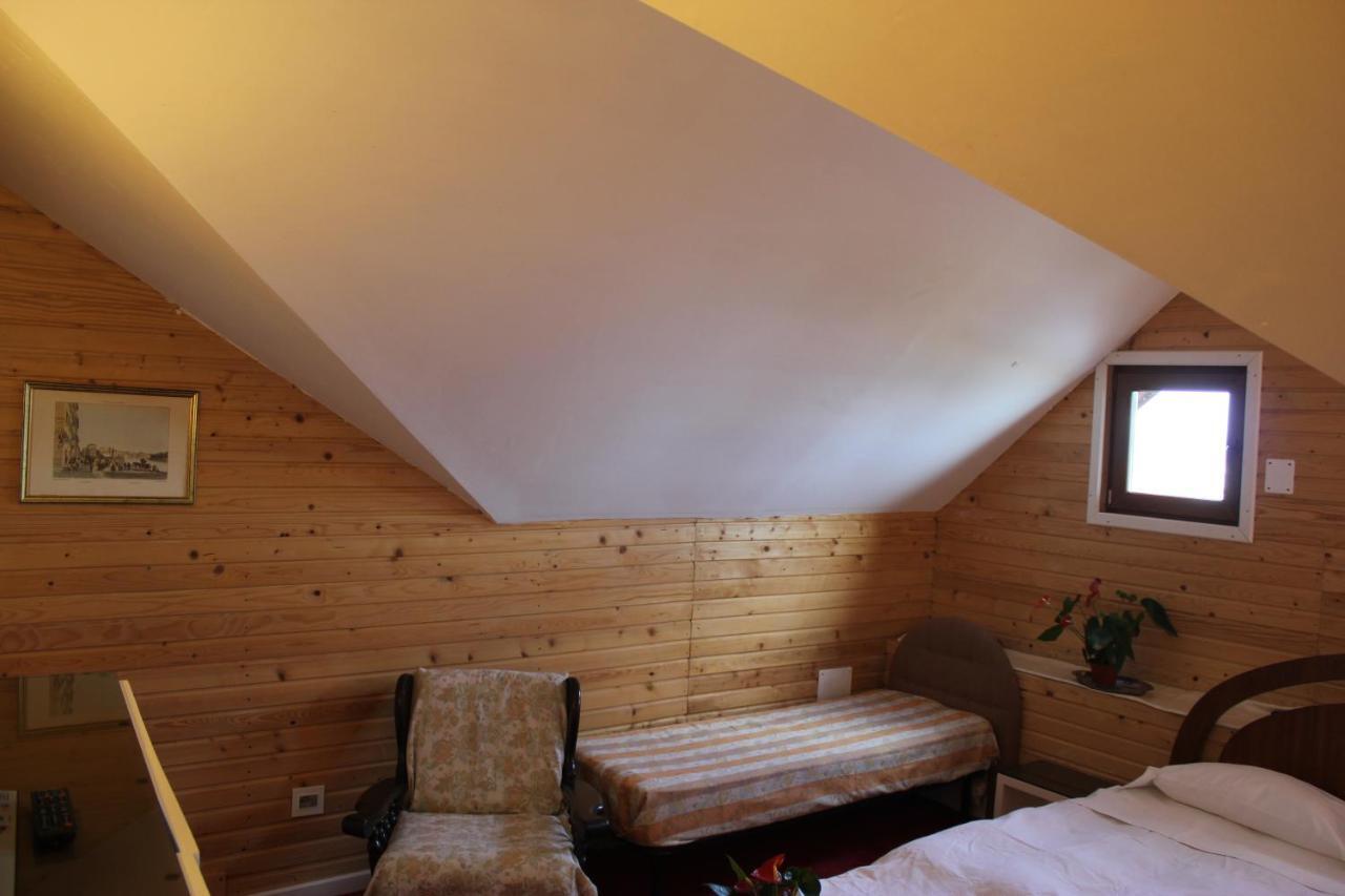 Vila Flavia B&B 콘스탄차 외부 사진