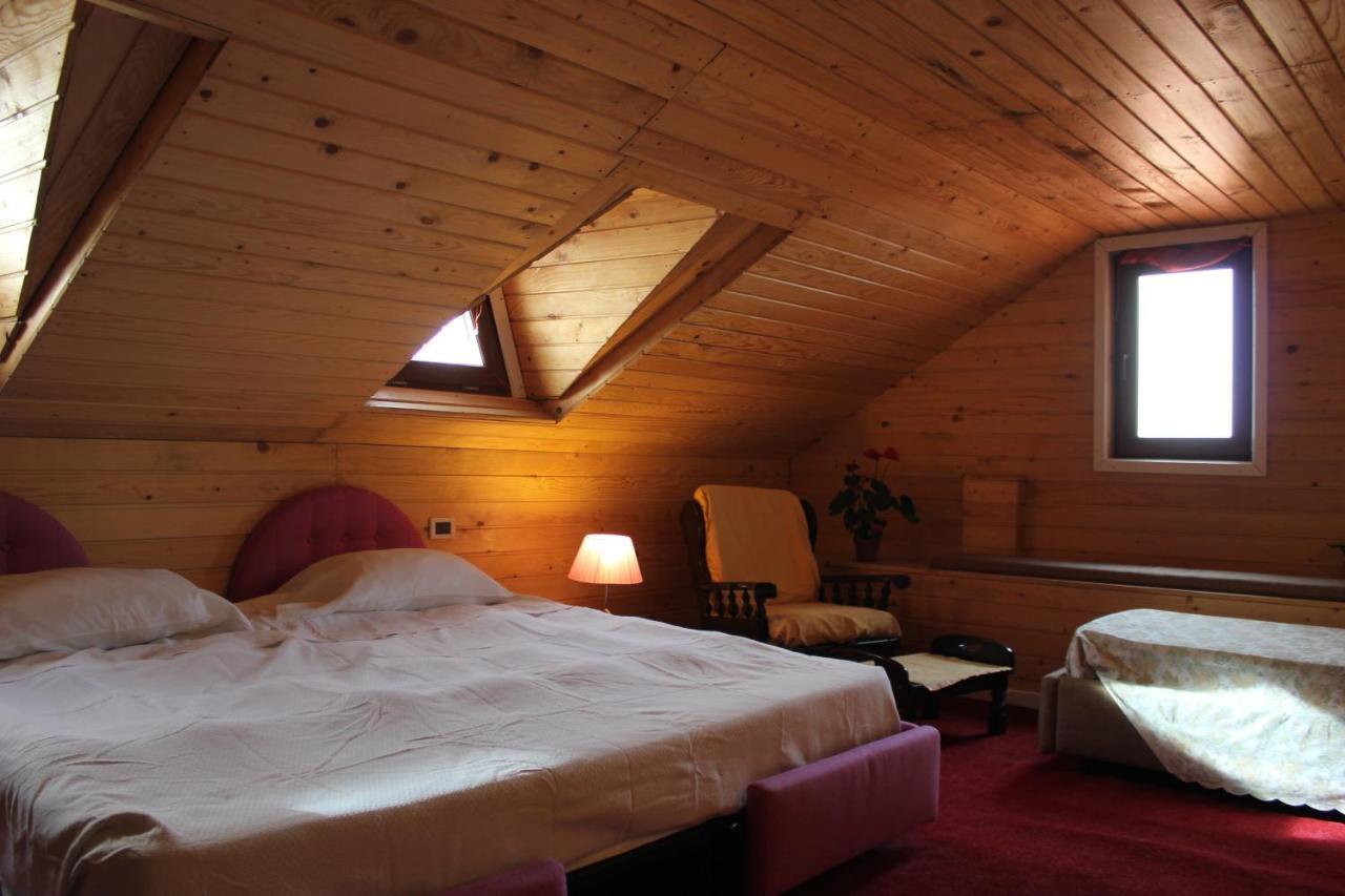Vila Flavia B&B 콘스탄차 외부 사진